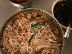 -正宗杨记普洱酸醋米线(总店)