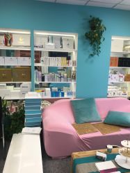 -斐尔国际皮肤管理中心