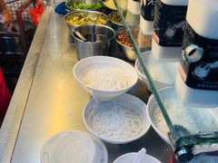 -太婆抱罗粉…海南特色小吃(一市场店)