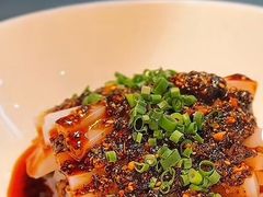 -渝信川菜 · 川味家常菜(财富购物中心店)
