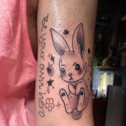 -苏针艺纹身·穿孔饰品