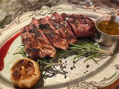 -LESCEDARS Brasserie Bistro香柏树