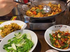 -富正毅三下锅(体育馆店)