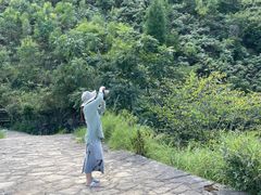 -高荡千年布依古寨旅游景区