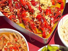 -龙巢盱眙龙虾·牛蛙·烧烤宵夜(八卦岭店)