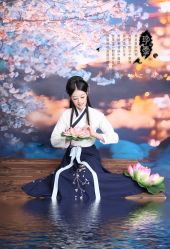 点击看大图 -后宫·古装汉服京剧儿童亲子全家福摄影