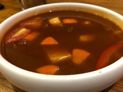 俄罗斯什菜牛肉汤-more than meow吴止猫主题餐厅(承德 中船汇店)