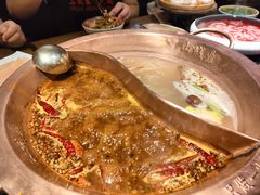 -山城鼎重庆老火锅(西安钟楼店)