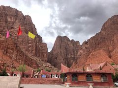 -天山神秘大峡谷