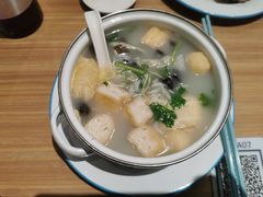 油豆腐百叶包粉丝汤-小杨生煎(湟普汇店)