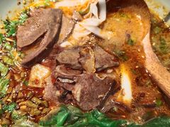 -百春原湖南牛肉粉(百联世纪店)