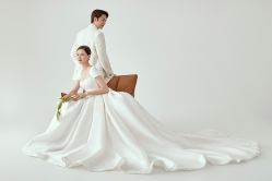 点击看大图 韩式-挪娅婚纱摄影皇家会所