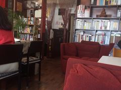 -武汉境自在書店