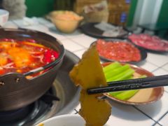 -扎起市井老火锅(乐山总店)