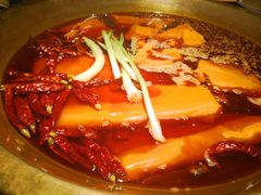 -王婆乔鲜鱼自助火锅(蜀汉路店)