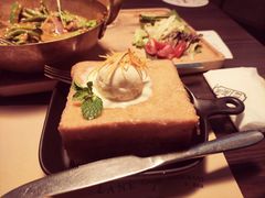 奶黄流沙西多士-来龙里 精致 东南亚餐室(万象城店)