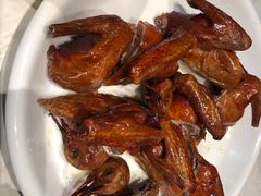 脆皮妙龄鸽-荣小馆(临海世纪花城店)