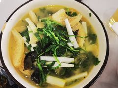 荠菜烩肉皮-小实惠嘉(威海路店)