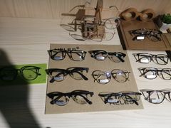 -Trend1881视光·蔡司视觉(领展广场店)