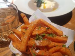 -JINNS锦时 steak&pizza(浸信会礼拜堂旧址店)