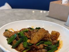 -渝信川菜 · 川味家常菜(财富购物中心店)