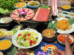 -明洞阿姨·韩式酱蟹烤肉·创意料理(三元桥店)