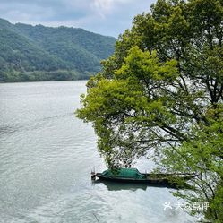 嚴子陵釣臺富春江小三峽