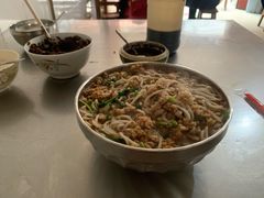 -正宗杨记普洱酸醋米线(总店)