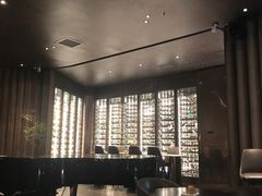 -wineapp葡萄酒餐吧(外滩金融中心店)