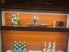 -瑰丽酒店·海吧·天际下午茶·现场DJ·天台酒吧