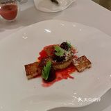 我愿称之为外滩最优雅的约会仪式感法餐厅