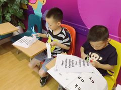 -英孚教育青少儿(银盆岭万达广场店)