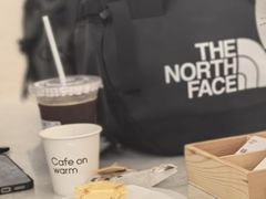 -Cafe on warm(丹霞店)