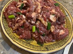 -黄利砖万峰林布依特色酸笋牛肉馆