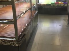 面包甜点陈列柜-味多美(江桥万达店)