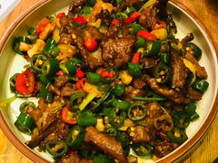 小炒黄牛肉-胡桃里音乐酒馆(四道口店)