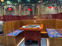 -袁小二大东北铁锅炖(吉祥村总部)