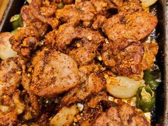 -老东镇啤酒屋海鲜加工·蒸汽海鲜·海鲜烧烤(台东店)