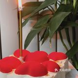 在武汉拿了一克甜品，随后买了一张高铁票