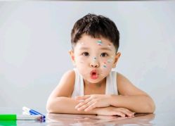 -小熊维尼高端儿童摄影(南山店)