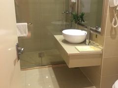 -维也纳酒店 (蠡口家具城地铁站店)