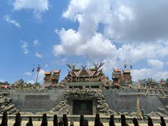 -七彩云南欢乐世界