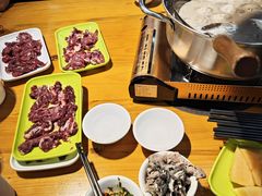 -养牛邓·潮汕牛肉海鲜自助火锅(广州店)