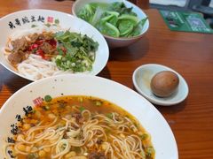 -兵哥豌豆面(雅颂居店)