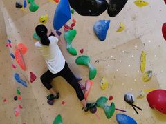 -问山MountQuest攀岩馆