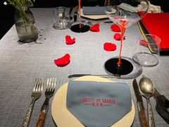 -弦月窗LUNETTE BY AMANDA(复兴路店)