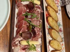 -1886德国汽车餐厅(外滩中央店)