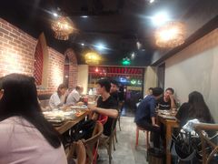 大堂-疆里疆外·和田烤肉·清真