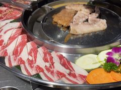 -哈哈碳都·牛肋条无限自助烤肉(台江万达店)