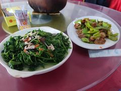 -正宗高流河饭店原创风姜鸡